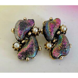 VIntage 1960s Pecock Glass Lava Rock Iridescent stone Earrings